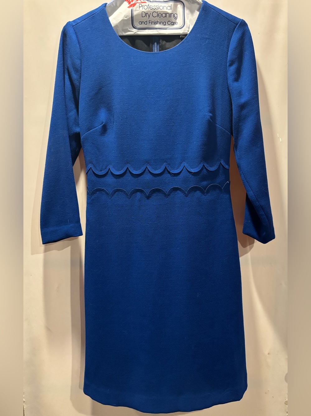 Banana Republic Royal Blue Lined Fitted Dress SZ 0 Scalloped Long Sleeve Zip